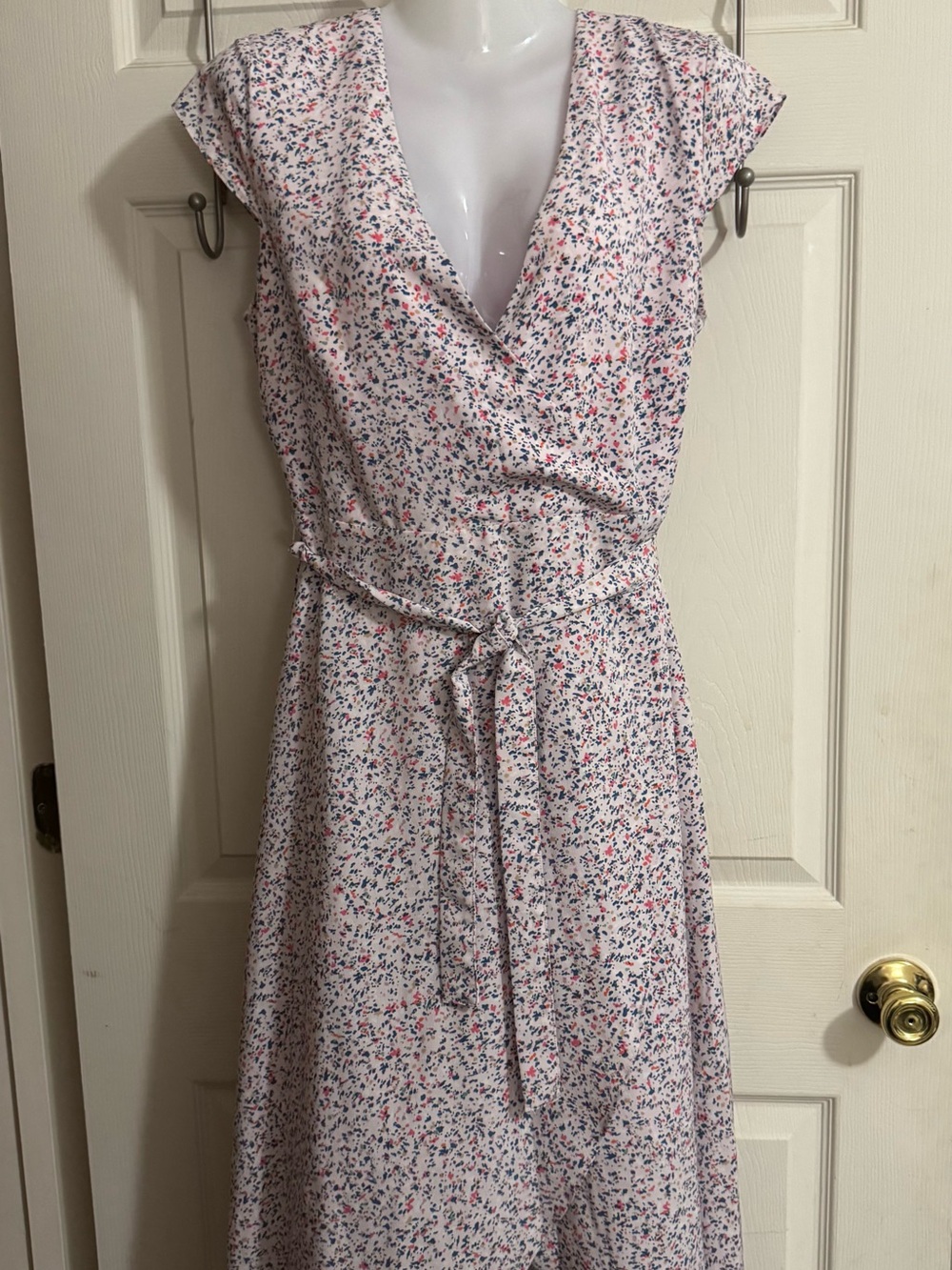 Madison cap-Sleeve, Confetti Wrap Dress